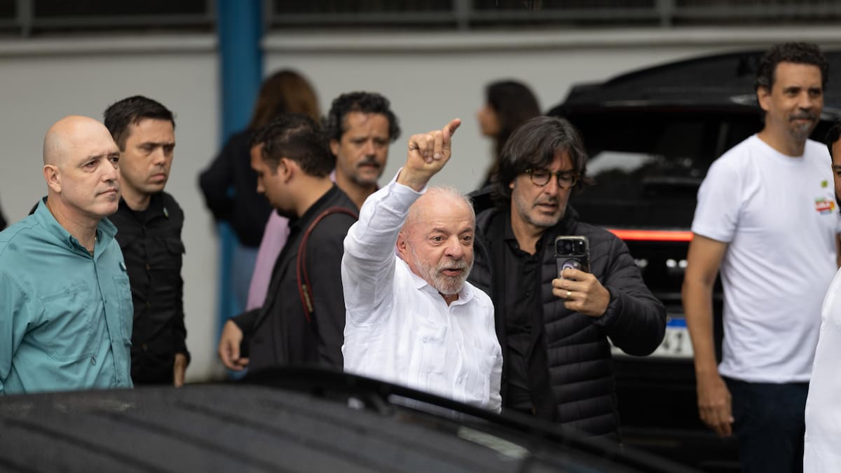 Balotaje en Brasil, EN VIVO: “Es un día sagrado porque la disputa es muy visible”, Lula da Silva votó en San Pablo