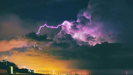 Alerta amarilla por tormentas fuertes: pronostican lluvias intensas, ráfagas de hasta 70 km/h y posible granizo