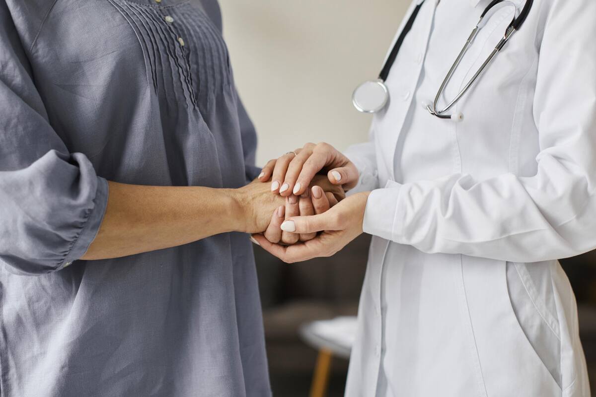 Cáncer de mama. Foto: Freepik.