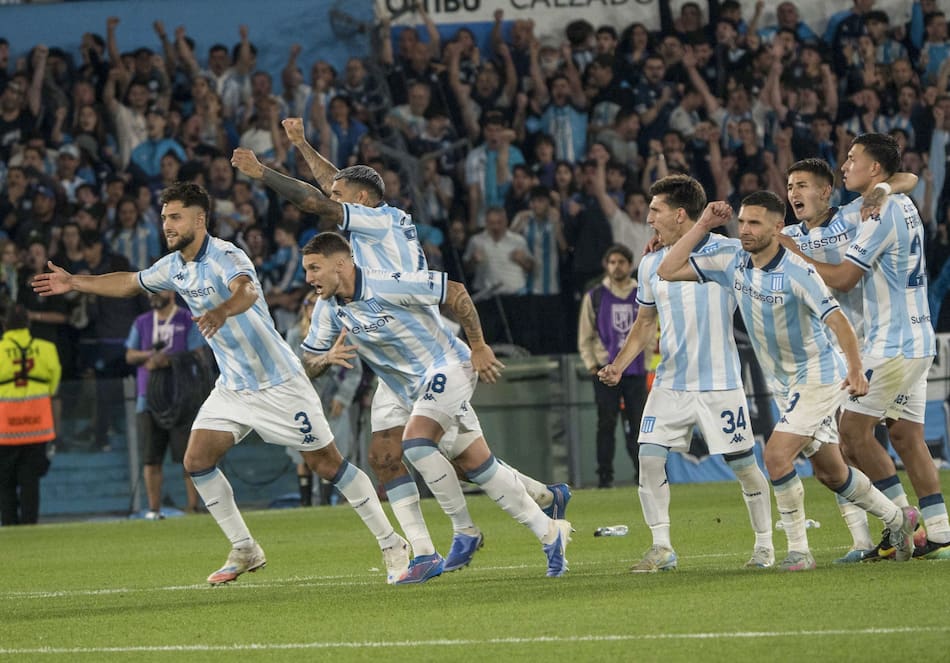 Racing eliminó a Tigre por penales.