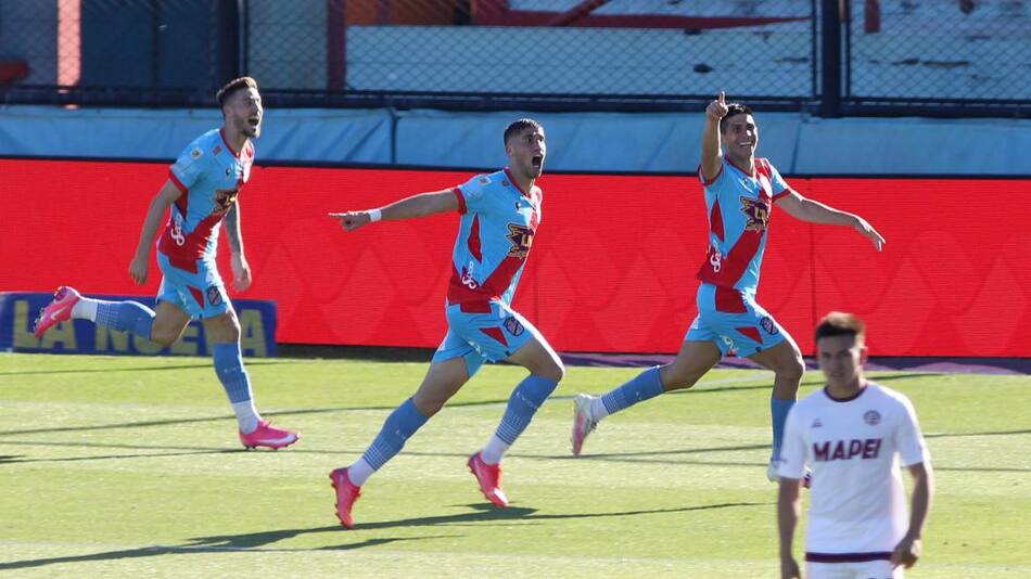 Arsenal vs Lanús, fútbol argentino, NA