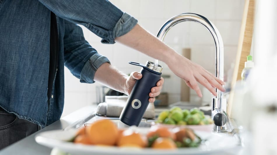 Botella de agua. Foto: Unsplash.