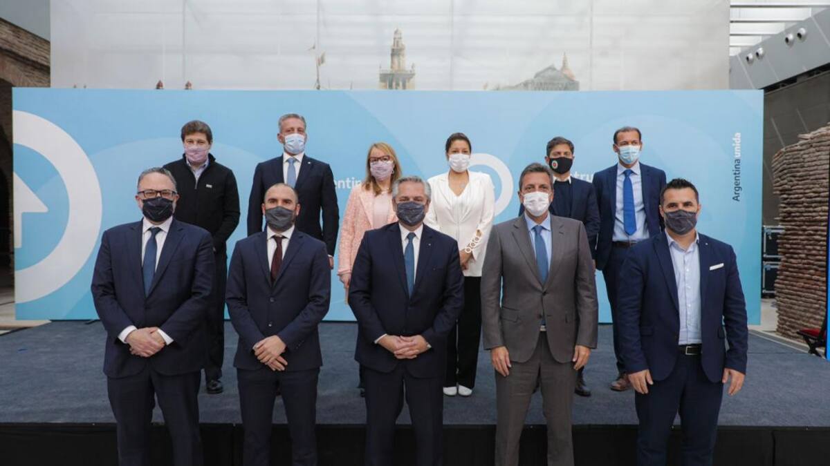 Lanzamiento del proyecto de ley de inversiones en hidrocarburos, foto prensa
