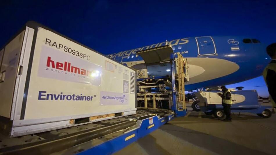 Vacuna contra coronavirus, Sinopharm, Aerolíneas Argentinas, Ezeiza, NA