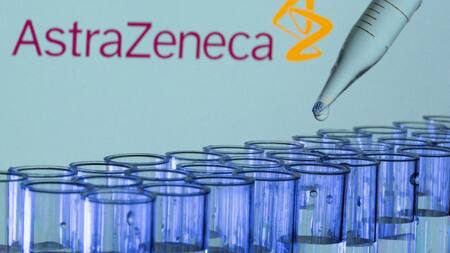 AstraZeneca admitió que su vacuna contra el Covid-19 tiene efectos secundarios "raros"