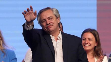 Alberto Fernández en el búnker del Frente de Todos, REUTERS