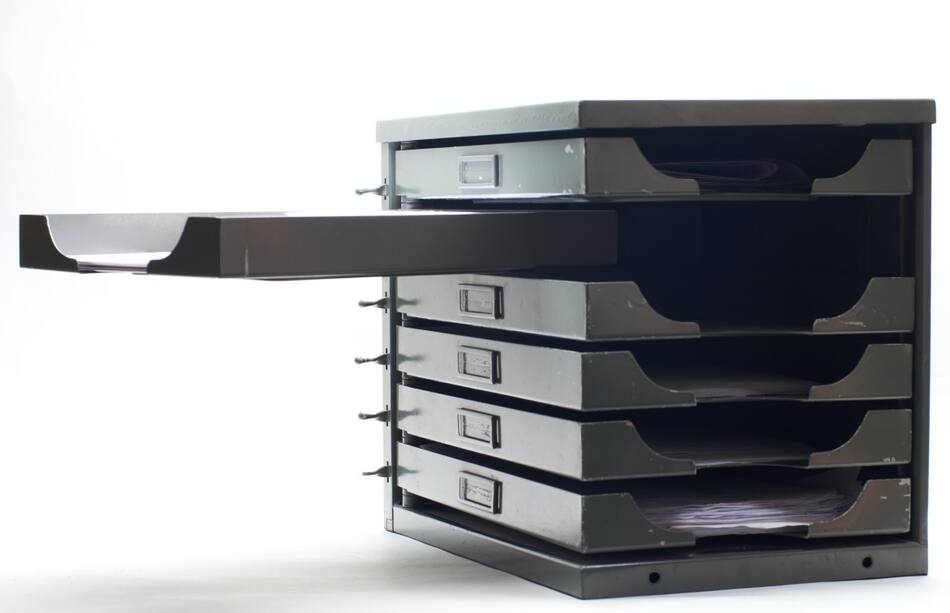 Los organizadores son la mejor forma de almacenamiento para los papeles de la casa. Foto: Unsplash.