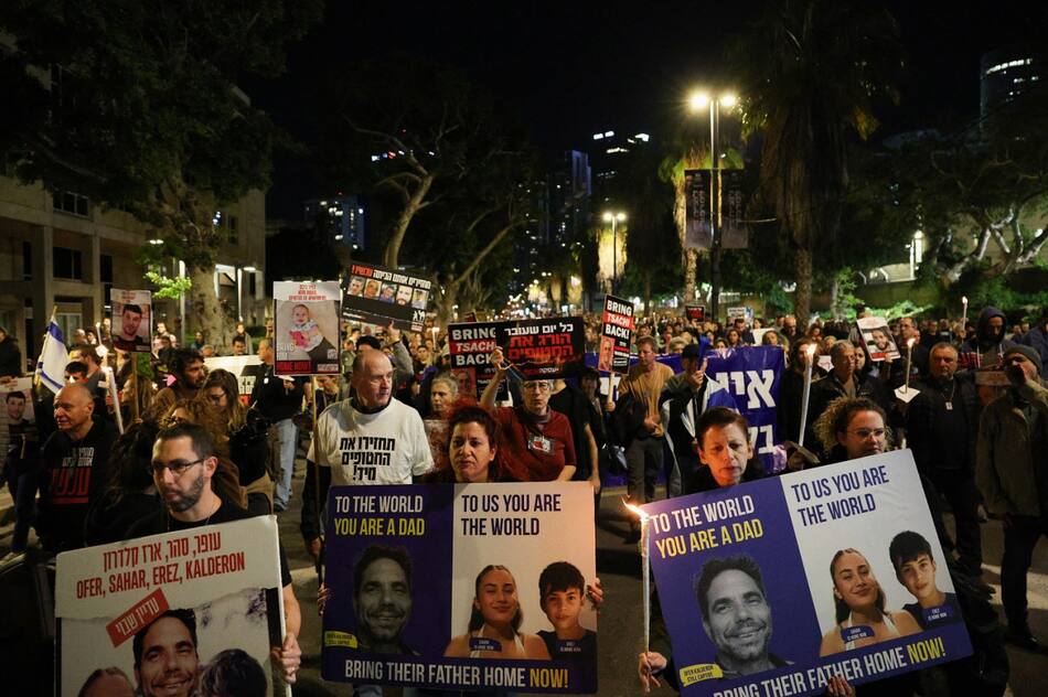 Protestas por la muerte de tres rehenes israelíes asesinado por su Ejército. Foto: Reuters.