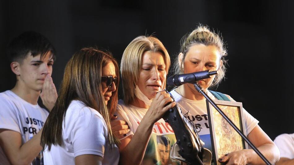 Crimen de Lucas González: masiva marcha de familiares, amigos y vecinos, NA