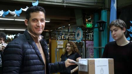 Voto de Matías Tombolini (DYN)