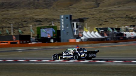 Julián Santero fue el más veloz en El Calafate y se quedó con la cuarta fecha del Turismo Carretera