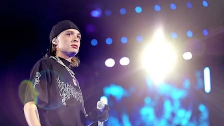 Peso Pluma canceló su actuación en Viña del Mar y su reemplazo está vinculado a Nicki Nicole