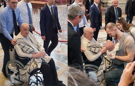 El papa Francisco reapareció en público. Fotos: Reuters/Luiz Gil