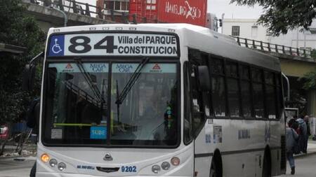 Línea 84 - policiales