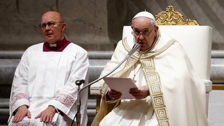 Papa Francisco, misa en el Vaticano. Foto: REUTERS