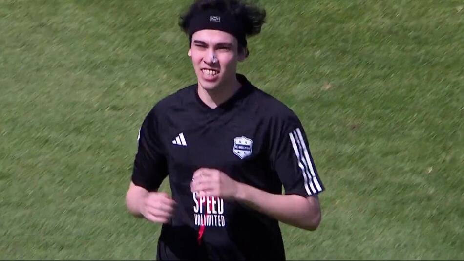 Spreen debutó en Deportivo Riestra. Foto: captura de video