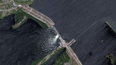 Destrucción de la represa de Kajovka, Ucrania. Foto: Reuters.