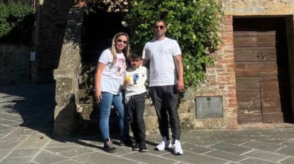 Nicolás del Rio junto a su familia. Foto: redes sociales.