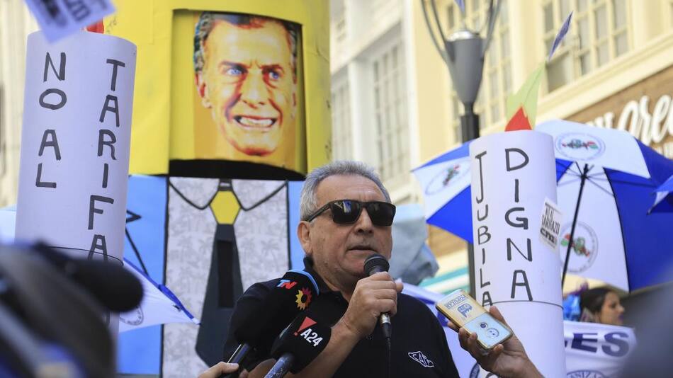 Protesta contra tarifazo centro Porteño - Carlos Schimd Agencia NA