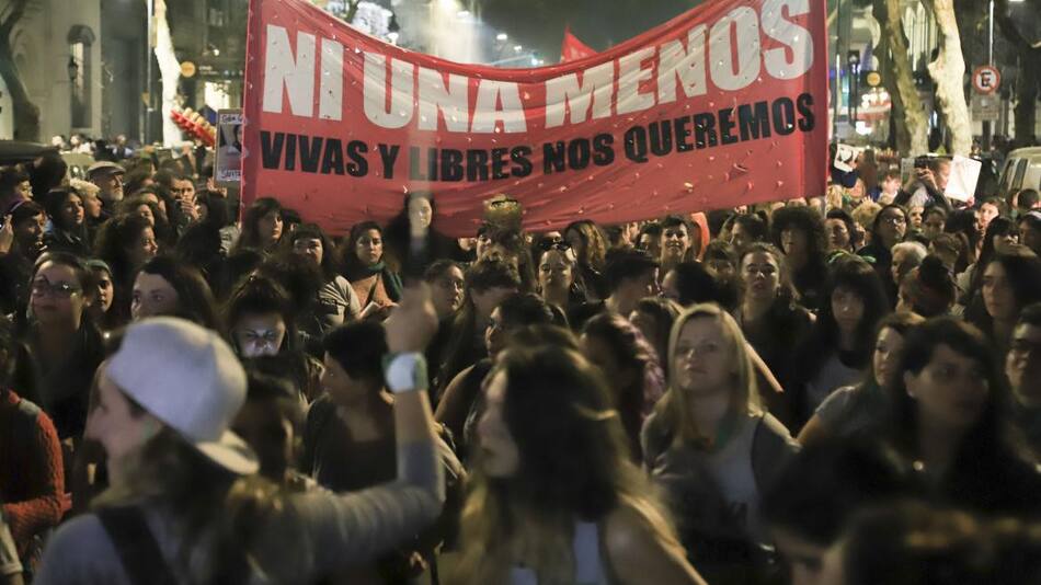 Femicidios, ni una menos, Agencia NA