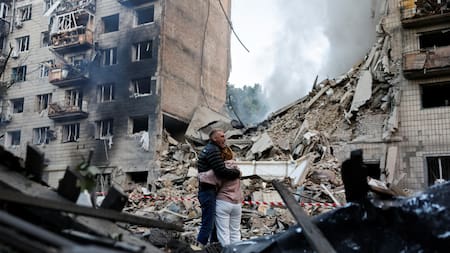 Consecuencias de los ataques de Rusia en Kiev, capital de Ucrania. Foto: Reuters/Thomas Peter.