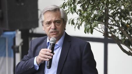 Alberto Fernández, AGENCIA NA