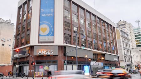 ANSES otorga un bono de más de $100 mil en noviembre.