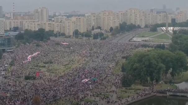 Crisis en Bielorrusia: miles de manifestantes desafían otra vez a Alexander Lukashenko en las calles