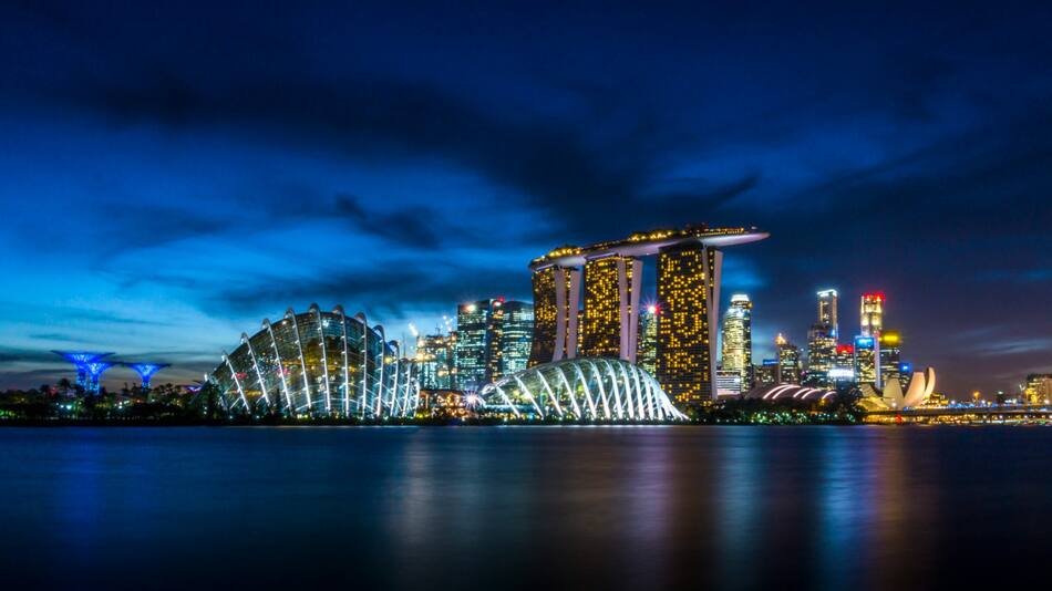 Singapur, un paraíso que recibe extranjeros de todo el mundo. Foto: Unsplash.