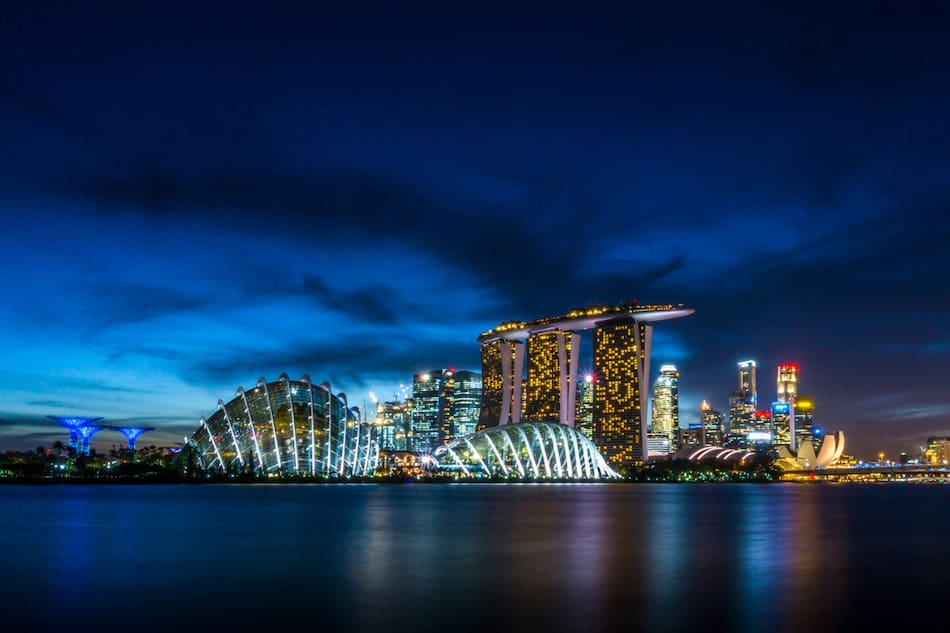 Singapur, un paraíso que recibe extranjeros de todo el mundo. Foto: Unsplash.