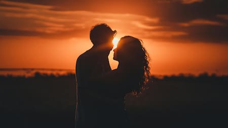 Romance a primera vista: los signos zodiacales más propensos a enamorarse rápido. Foto: Pexels.