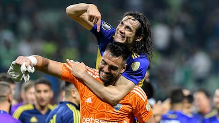 Edinson Cavani y Sergio Romero; Palmeiras vs. Boca; Copa Libertadores. Foto: Télam.