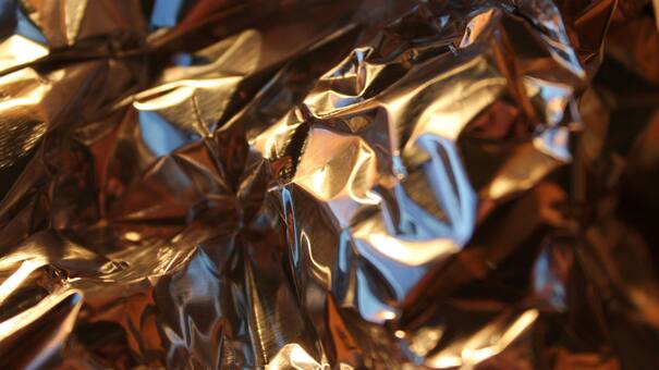 Cocina, artesanías y limpieza: cuatro formas de usar el papel de aluminio en el hogar