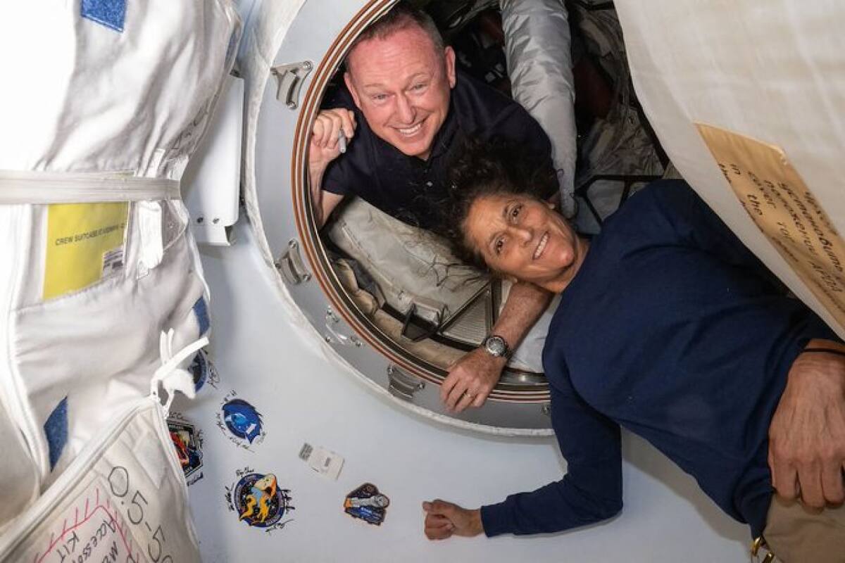 Astronautas varados en el espacio. Foto X.