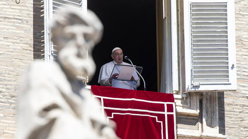 El Papa Francisco se refirió a la "lamentable" situación de las guerras en el mundo. Foto: EFE.