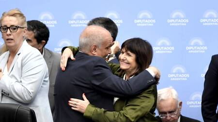 Patricia Bullrich y José Luis Espert.