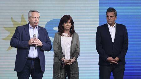 Alberto Fernández, Cristina Kirchner y Sergio Massa