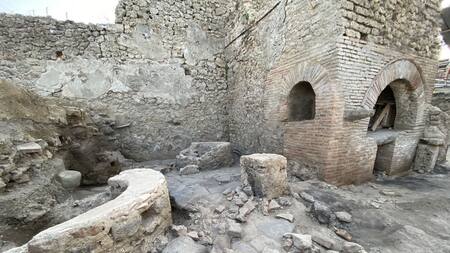 Descubrimiento arqueológico en Pompeya. Foto: X @pompeii_sites