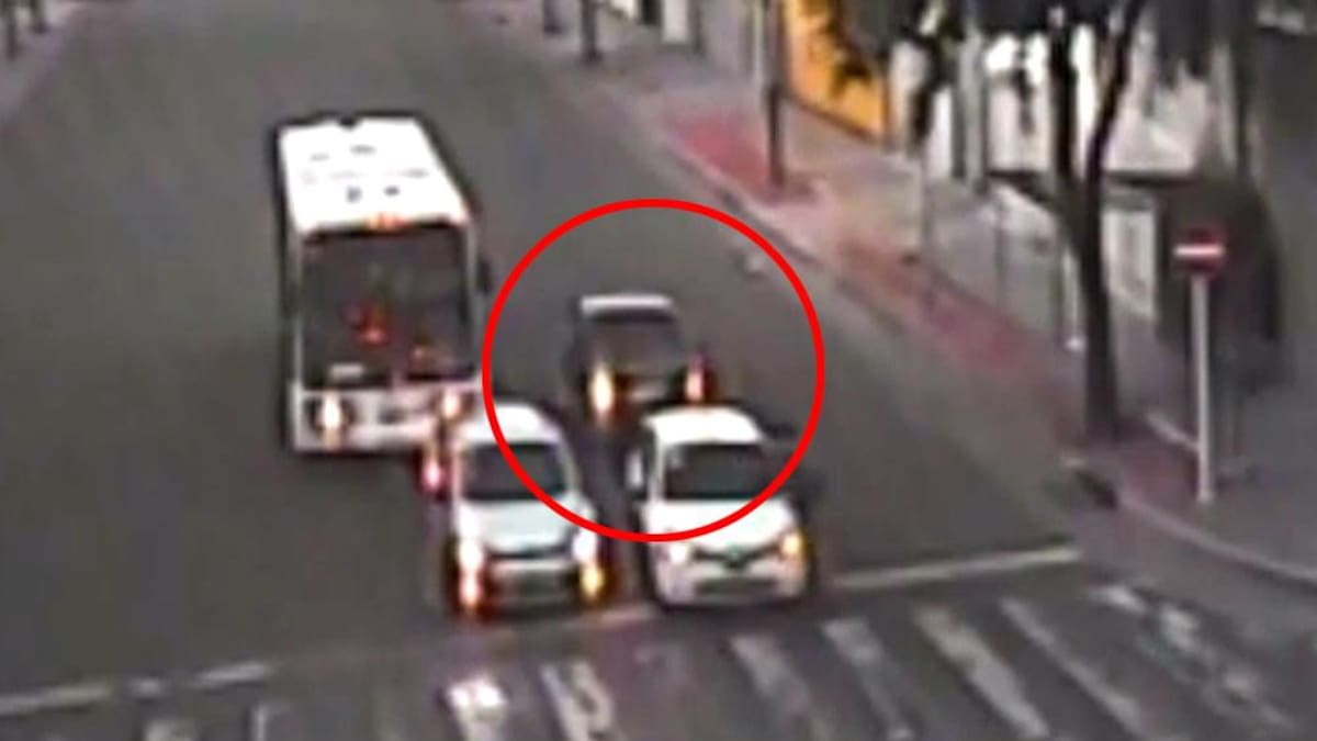 Ataque de limpiavidrio a mujer