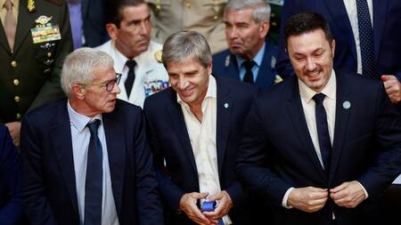Mariano Cuneo Libarona, Luis Caputo y Luis Petri en la apertura de Sesiones Ordinarias. Foto: REUTERS/Matias Baglietto