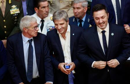 Mariano Cuneo Libarona, Luis Caputo y Luis Petri en la apertura de Sesiones Ordinarias. Foto: REUTERS/Matias Baglietto
