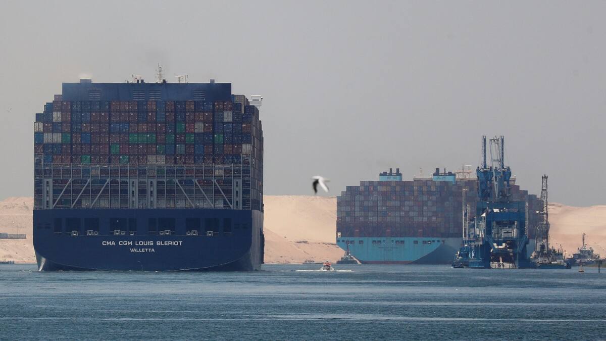 Fuerzas estadounidenses y británicas repelen el "mayor ataque" de los hutíes en el mar Rojo. Foto: Reuters