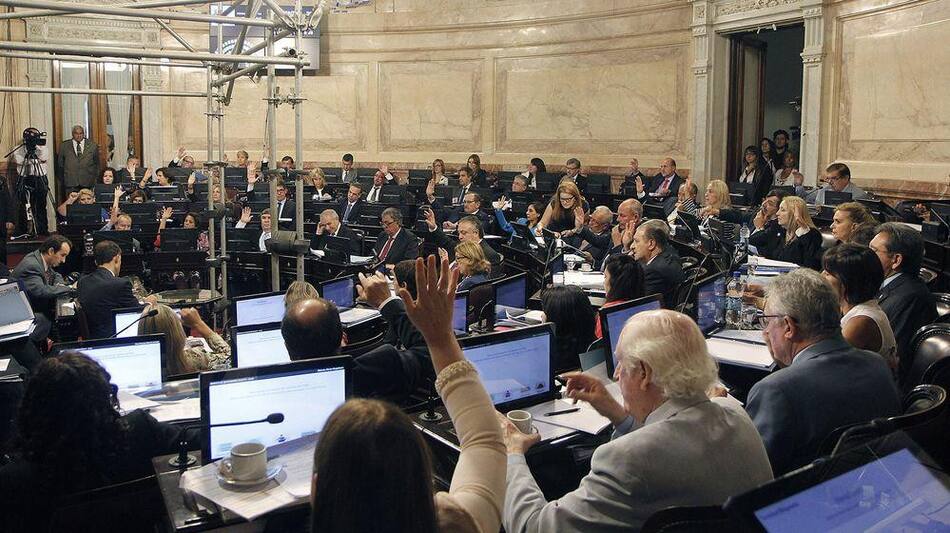 Senado por ley cannabis