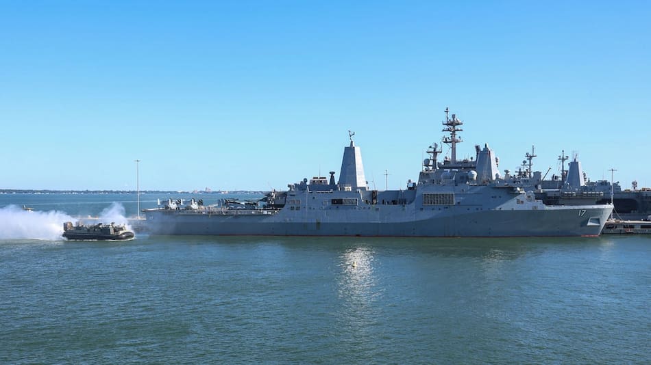 Los barcos de guerra de Estados Unidos, cerca de Venezuela.