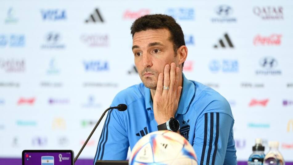 Conferencia de prensa de Lionel Scaloni. Foto: @Argentina.