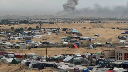 Avance de artillería israelí en Rafah. Foto: Reuters.