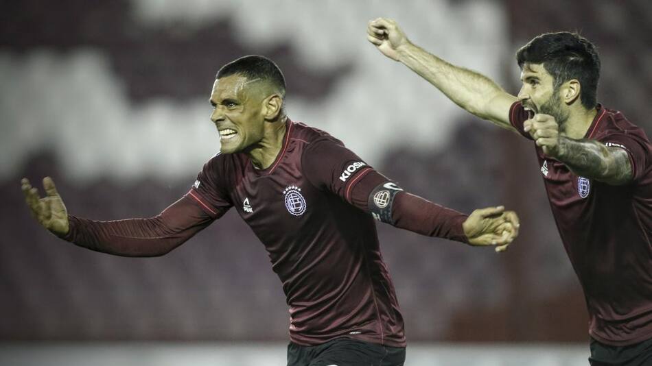 Lanús enfrenta a San Pablo en Brasil