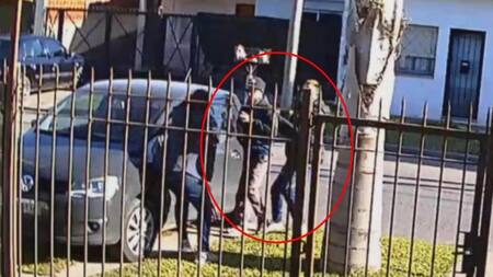 Delincuentes en Almirante Brown, robo de auto