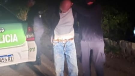 Escribano detenido en el Río Luján cuando tiraba un cuerpo descuartizado