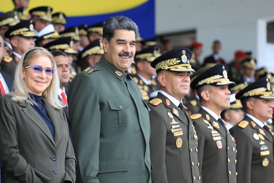 Maduro envía un